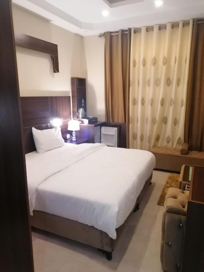 Nice View Hotel فندق الأطلالة الجميلة للعائلات فقط Akaba Exterior foto